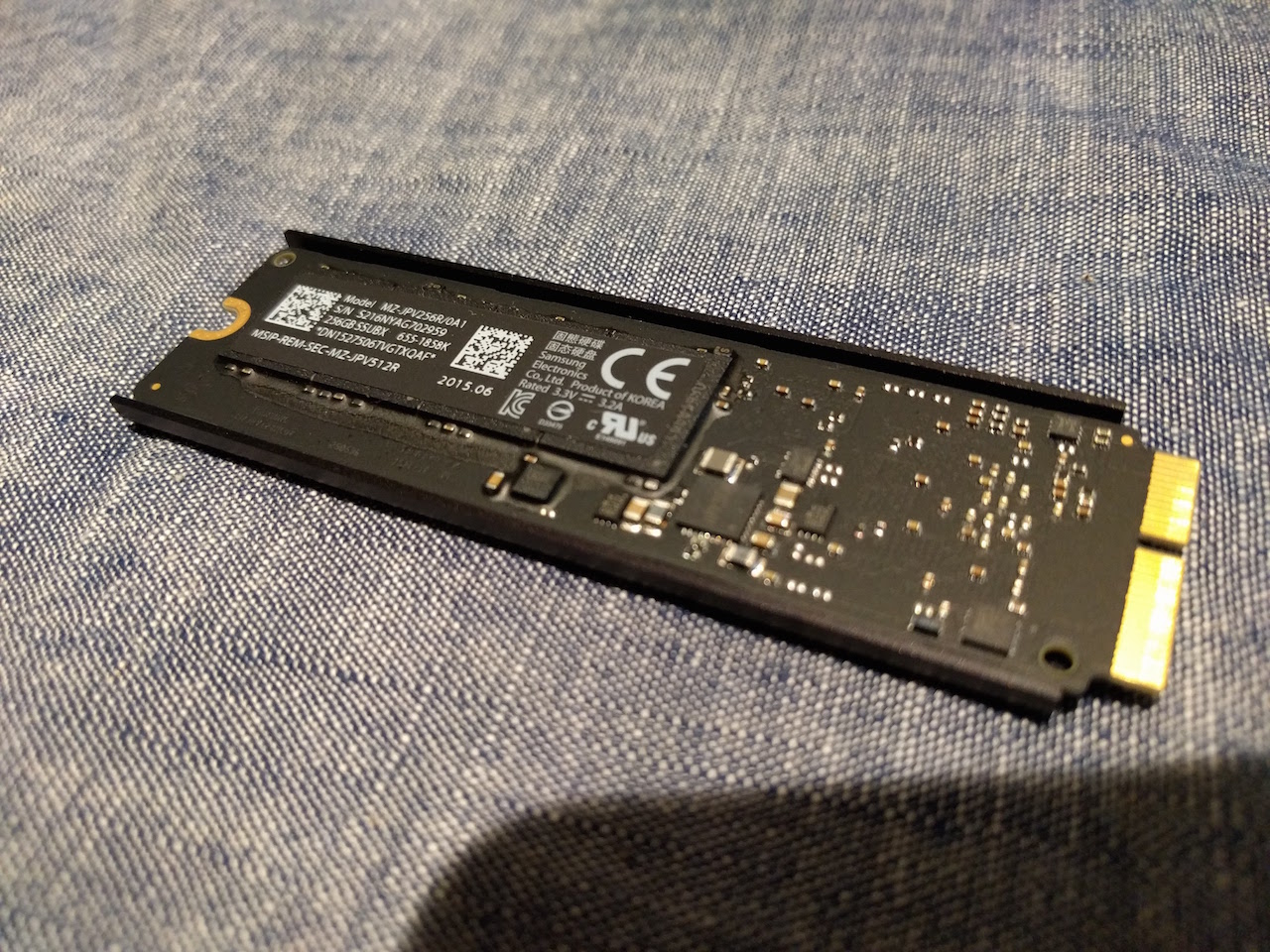 APPLE SSD0256G